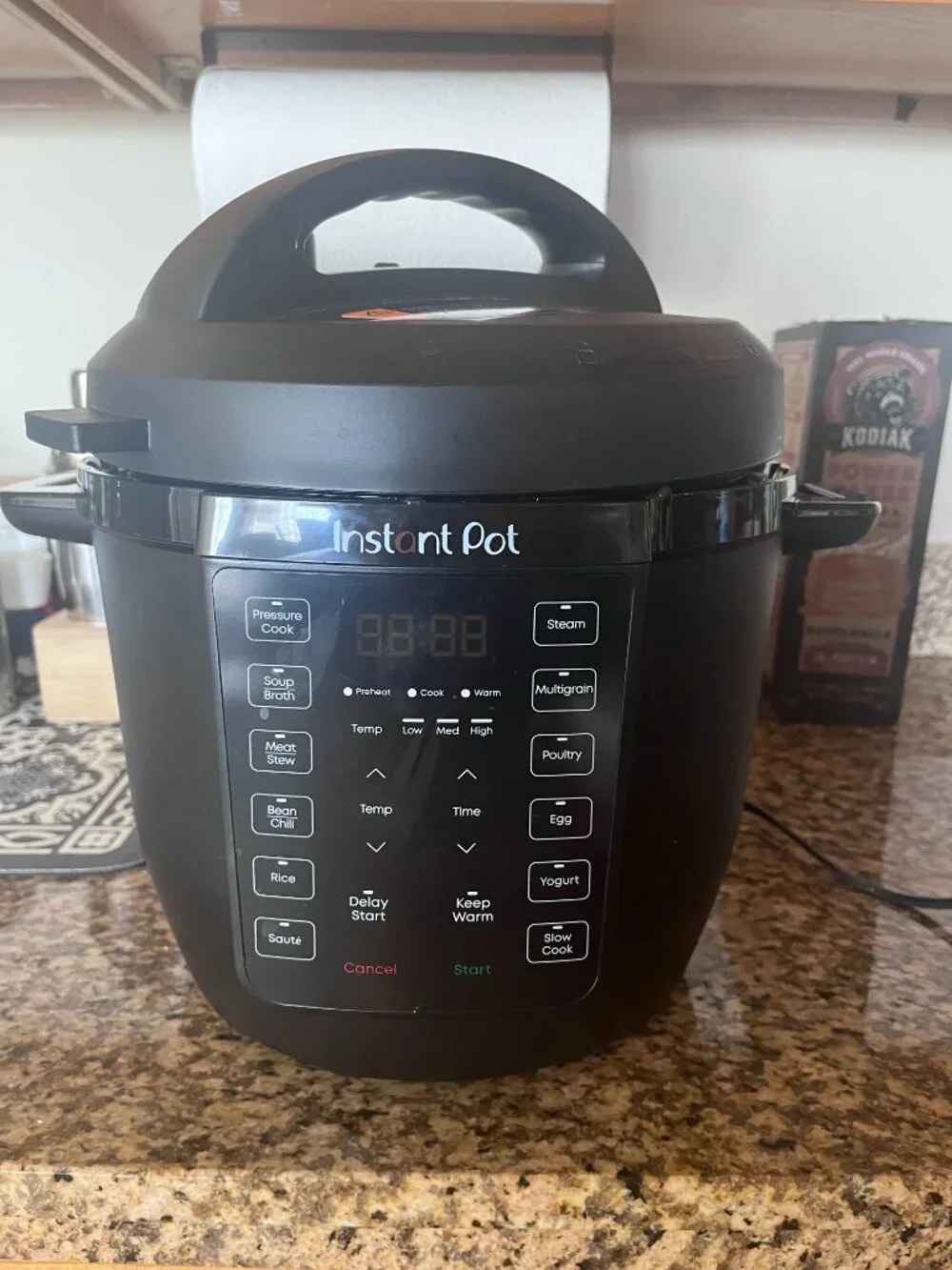 NEW Model Instant Pot 6-Quart - Used Only Once + Original Box